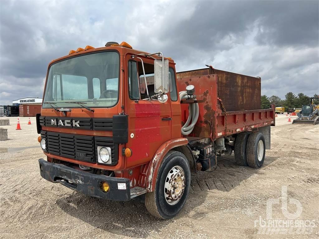 Mack MS200 Water tankwagens