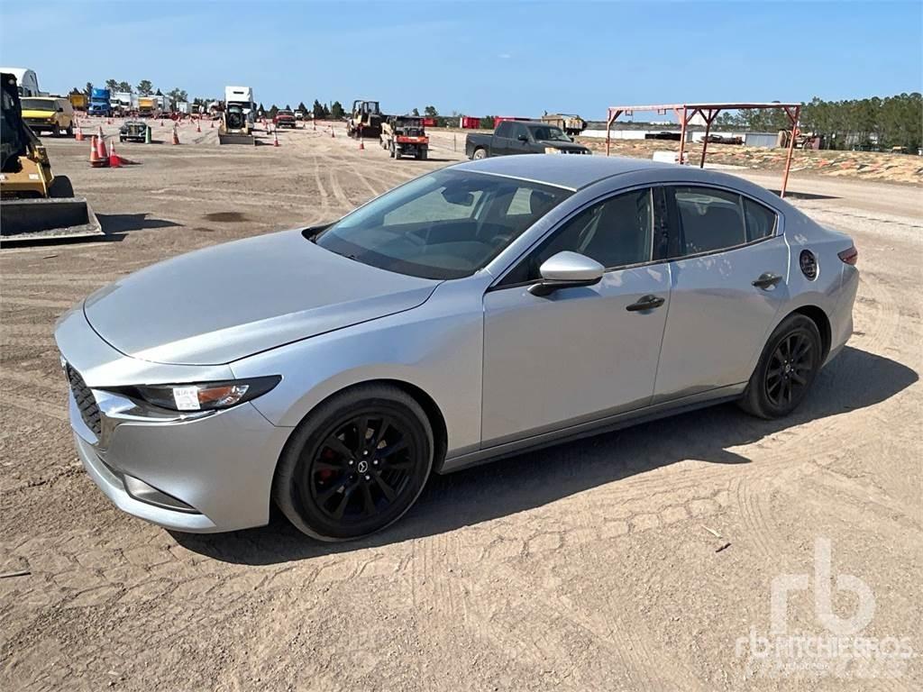Mazda 3 Auto's