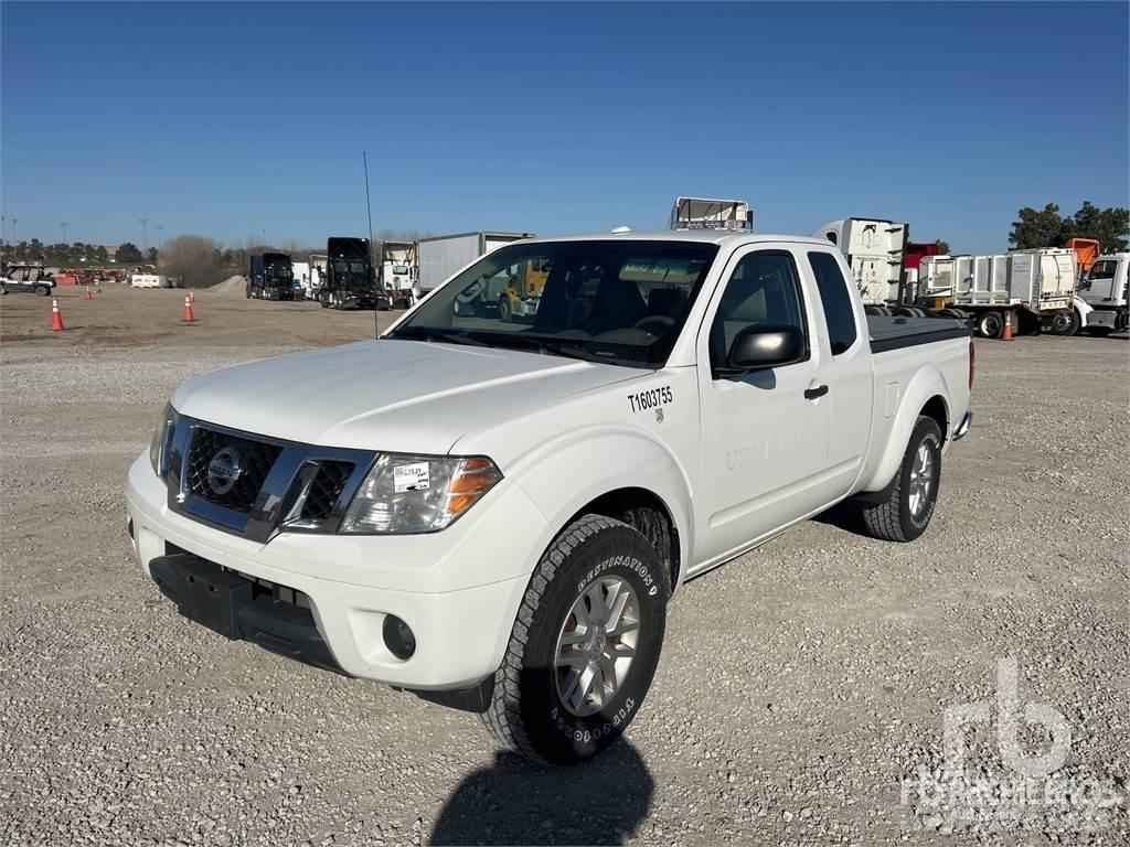 Nissan FRONTIER Bestelwagens met open laadbak