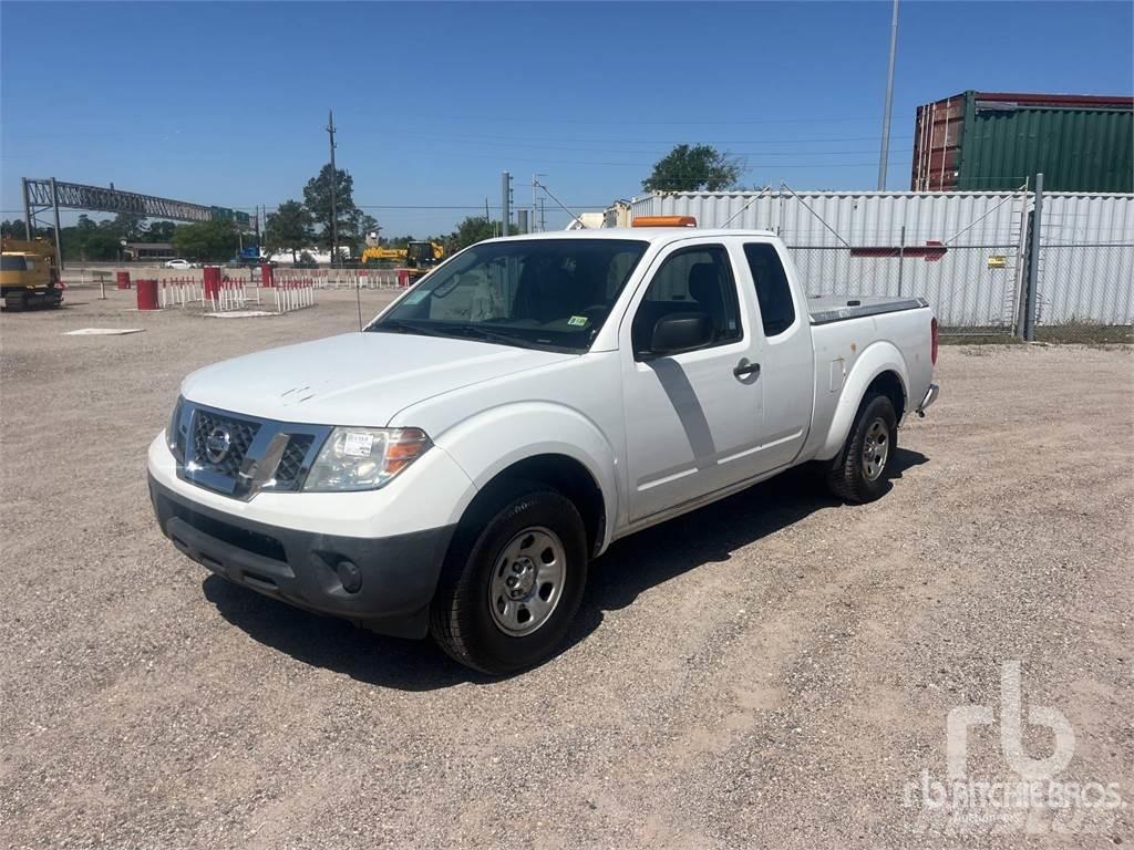 Nissan FRONTIER Bestelwagens met open laadbak