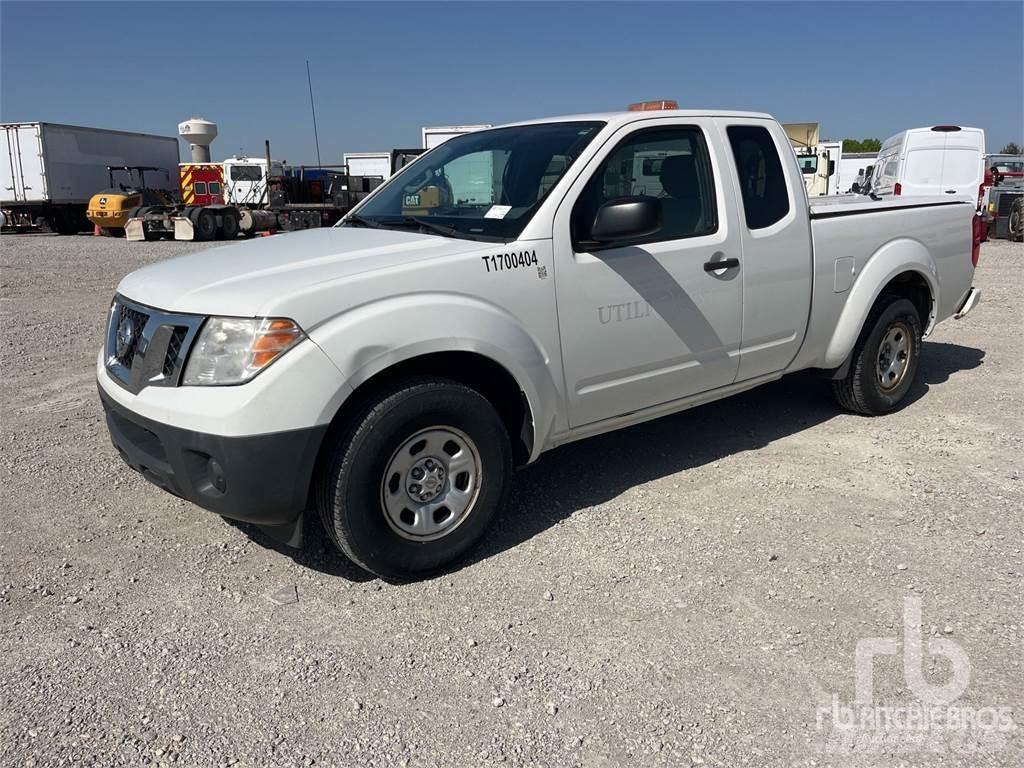 Nissan FRONTIER Bestelwagens met open laadbak