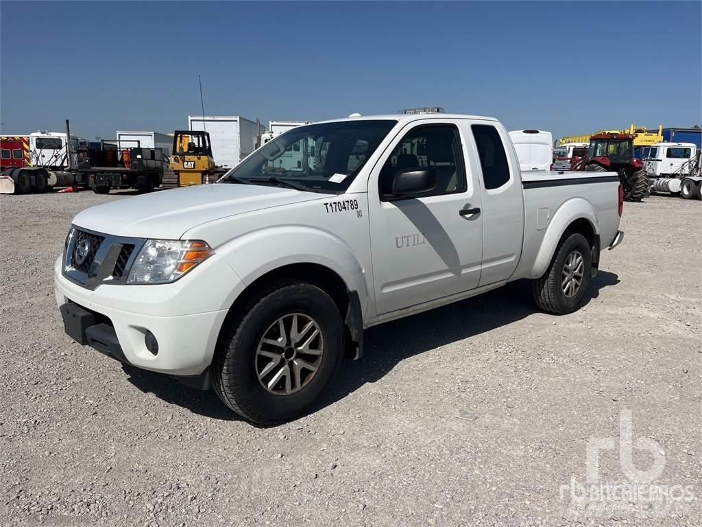 Nissan FRONTIER Bestelwagens met open laadbak