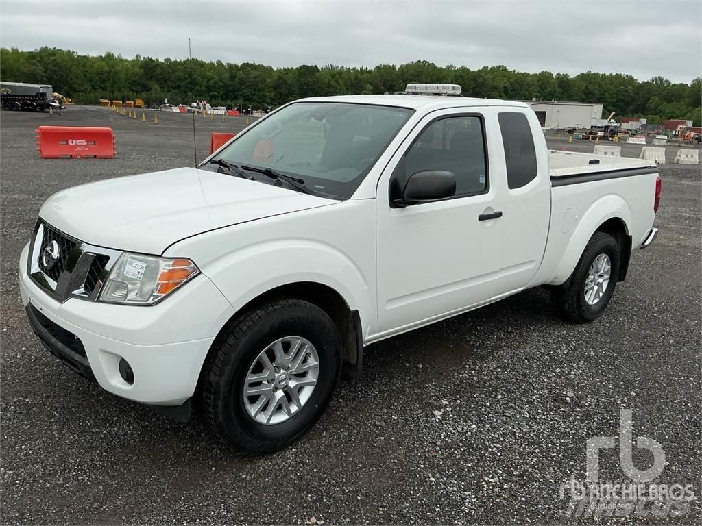 Nissan FRONTIER Bestelwagens met open laadbak
