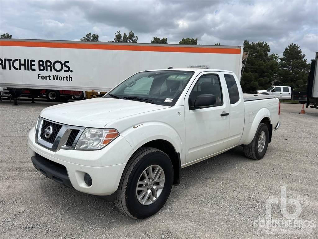 Nissan FRONTIER Bestelwagens met open laadbak