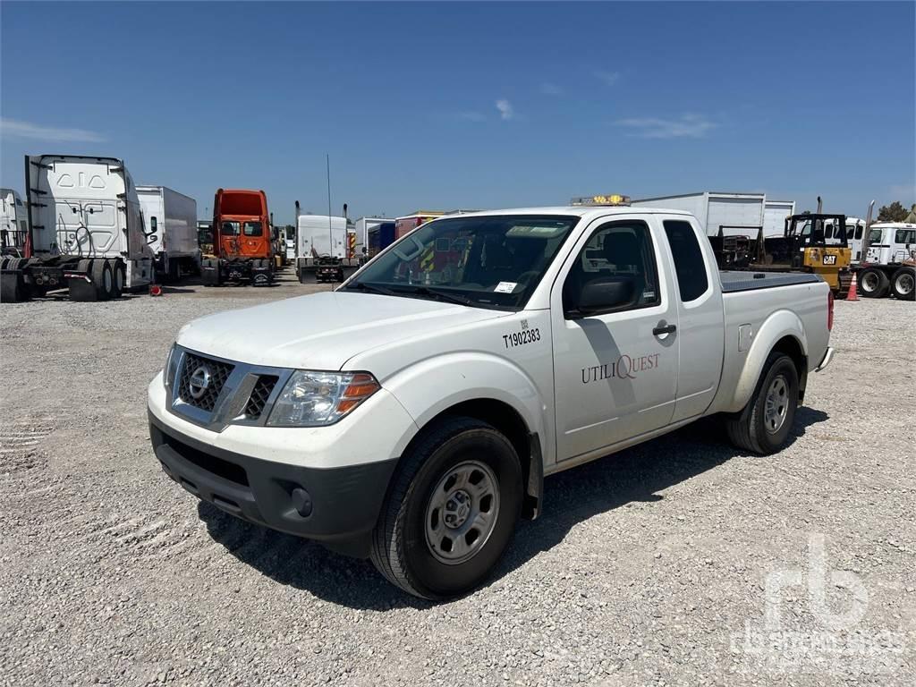 Nissan FRONTIER Bestelwagens met open laadbak