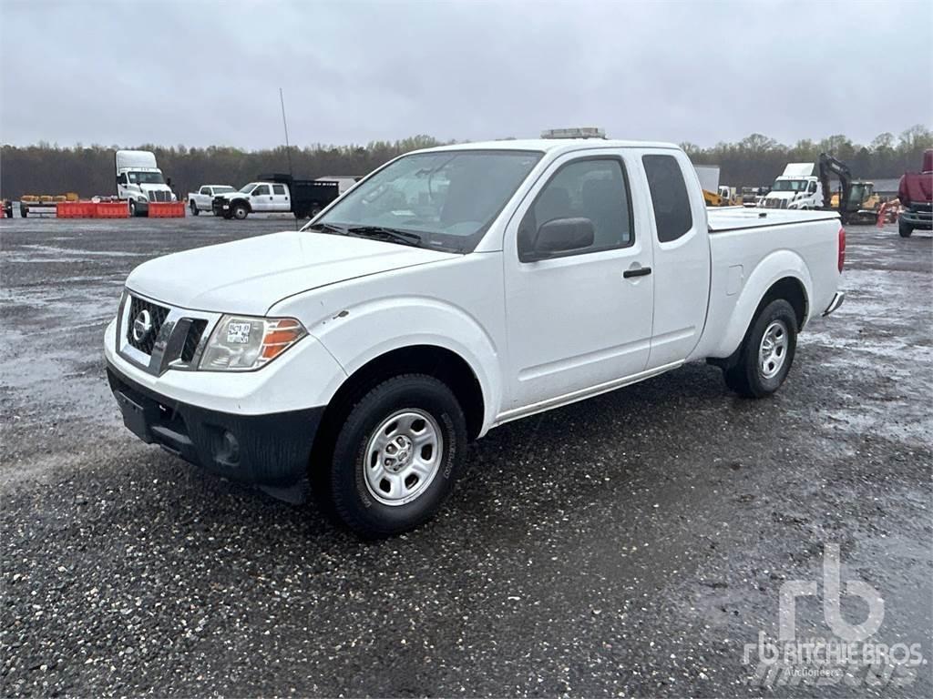 Nissan FRONTIER Bestelwagens met open laadbak