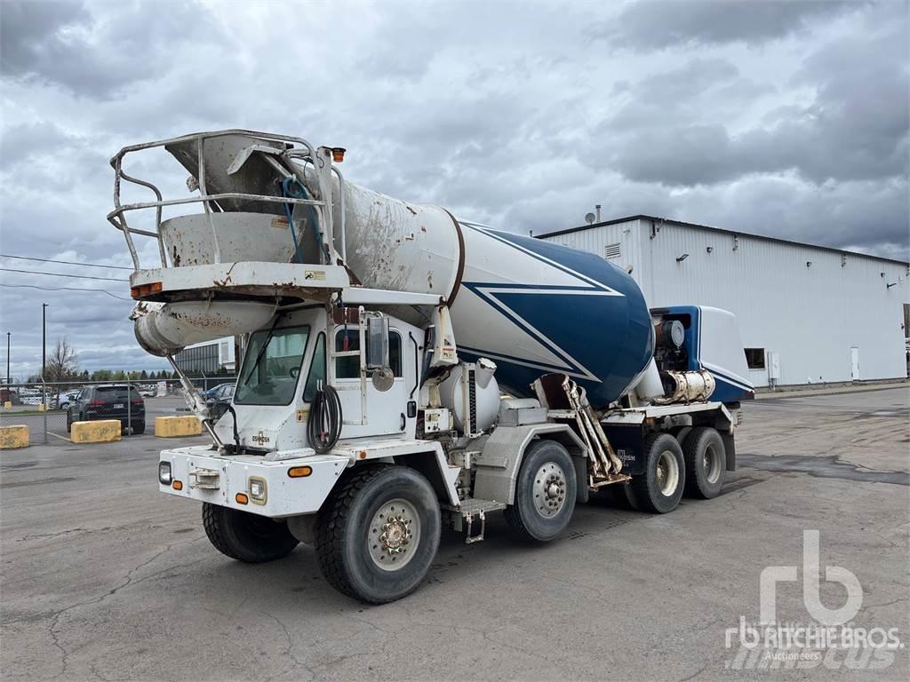 Oshkosh S-2346 Betonmixers en pompen