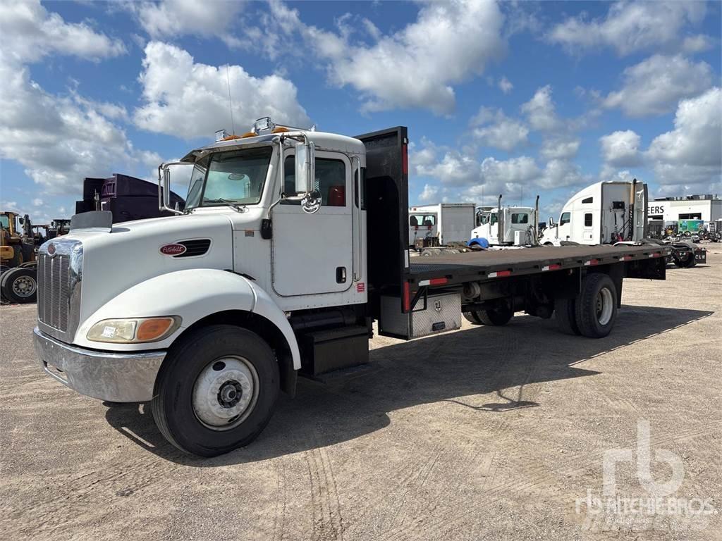 Peterbilt 335 Platte bakwagens