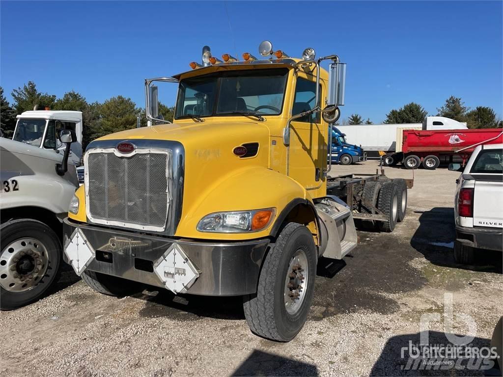 Peterbilt 348 Chassis met cabine