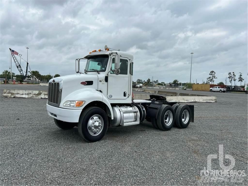 Peterbilt 348 Trekkers