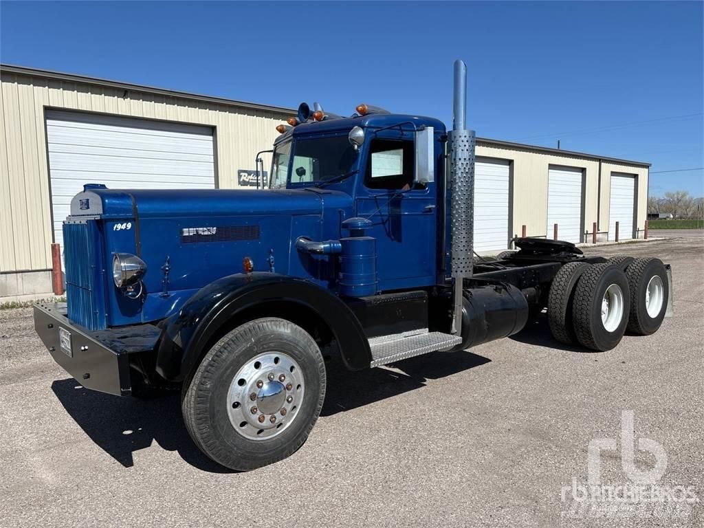 Peterbilt 359 Trekkers