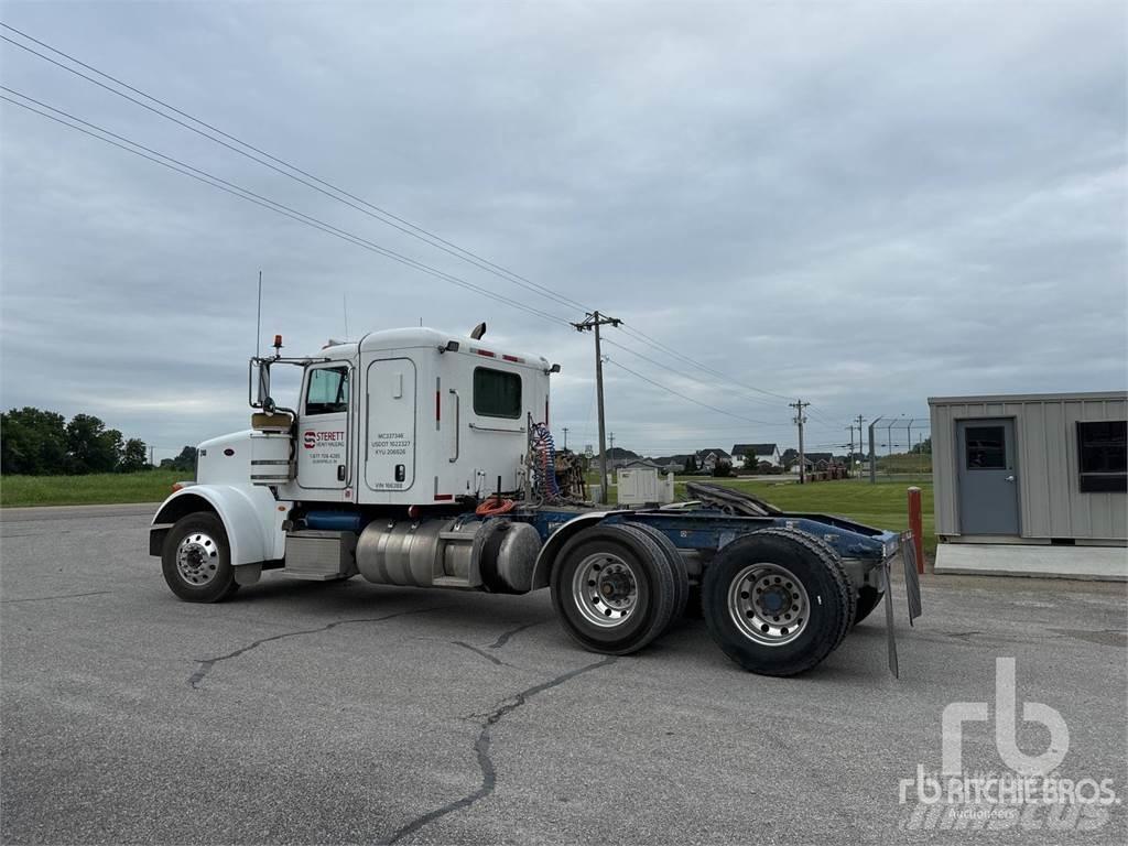 Peterbilt 367 Trekkers
