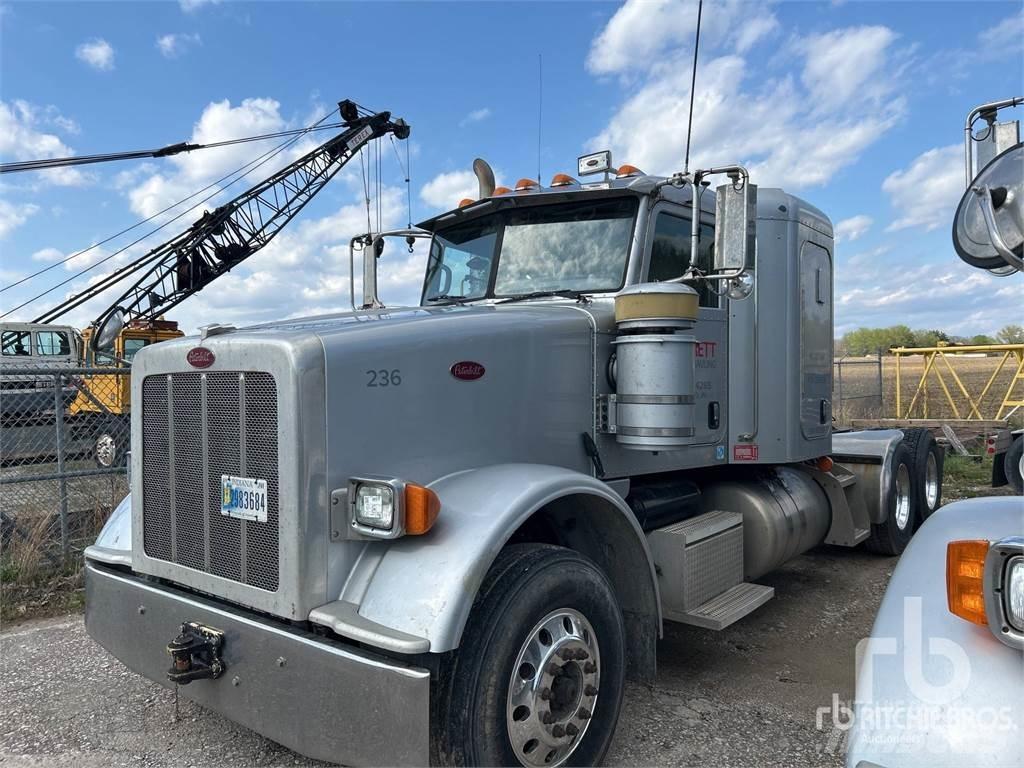 Peterbilt 367 Trekkers