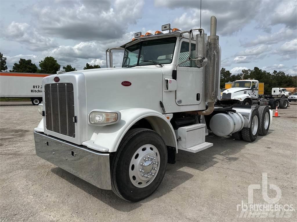 Peterbilt 367 Trekkers