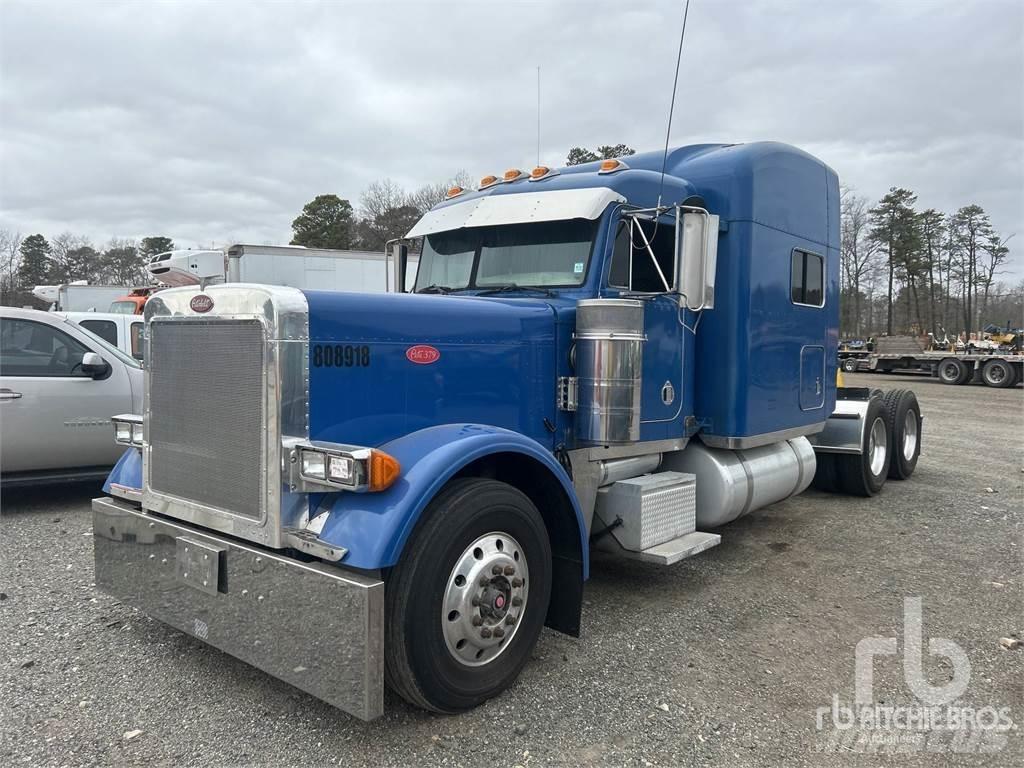 Peterbilt 379 Trekkers