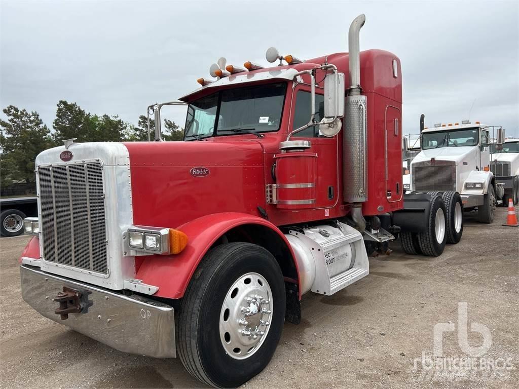 Peterbilt 379 Trekkers