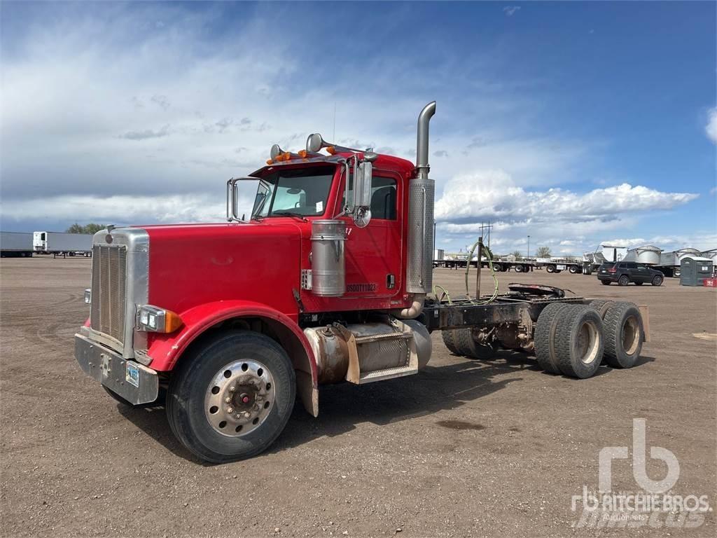 Peterbilt 379 Trekkers