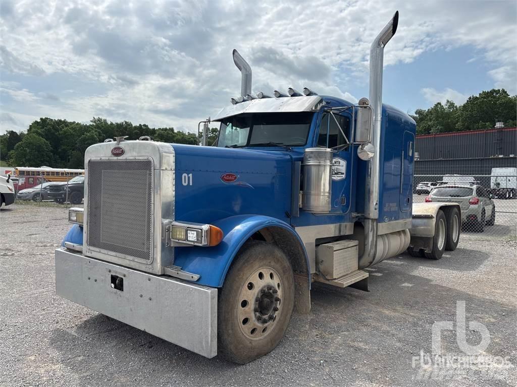 Peterbilt 379 Trekkers