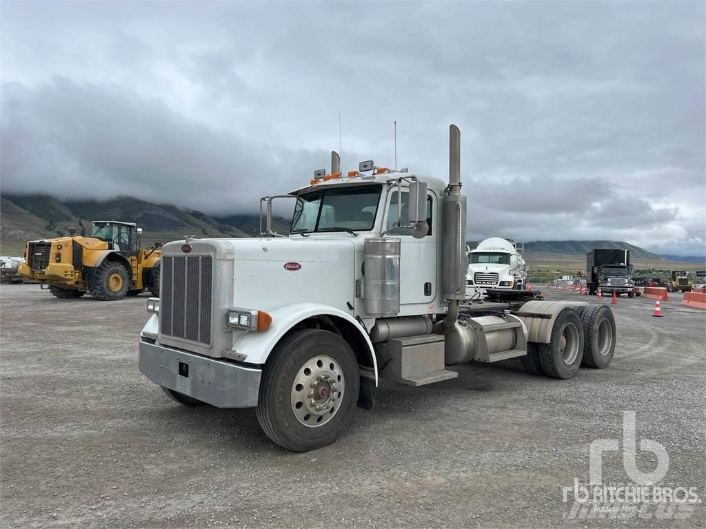 Peterbilt 379 Trekkers