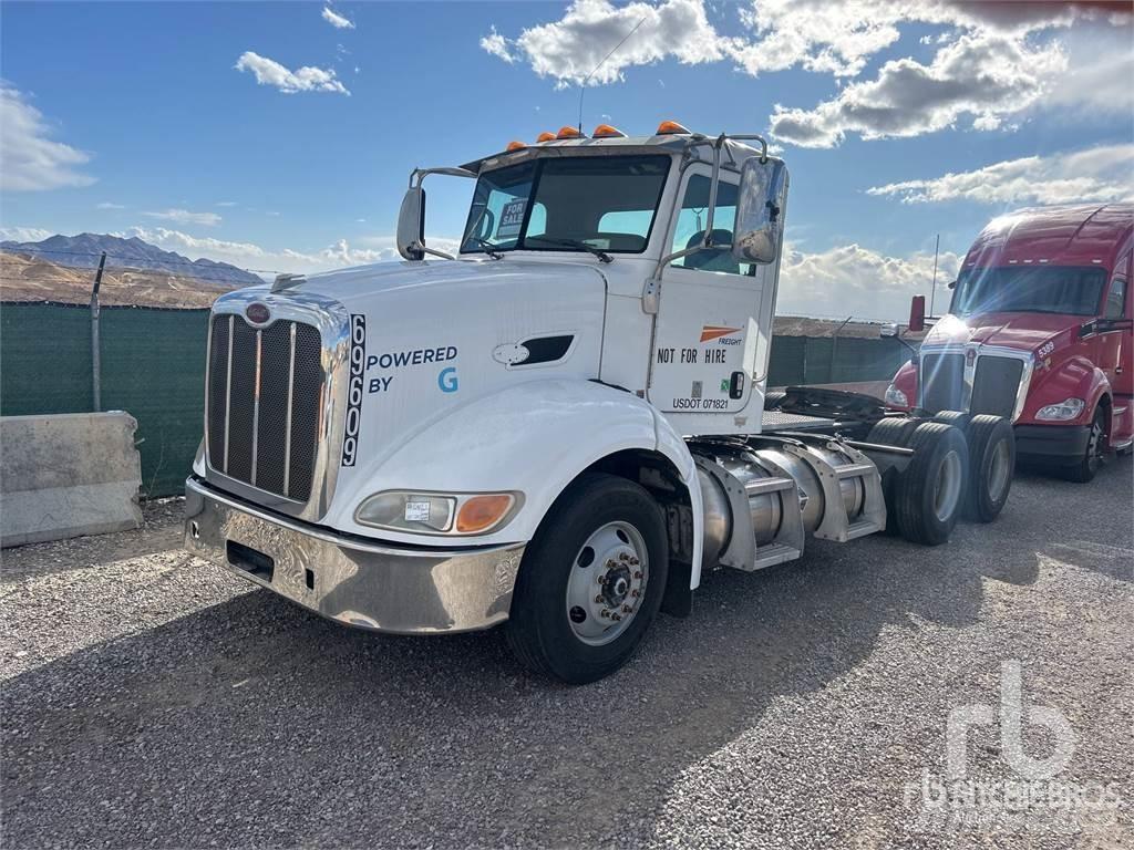 Peterbilt 384 Trekkers