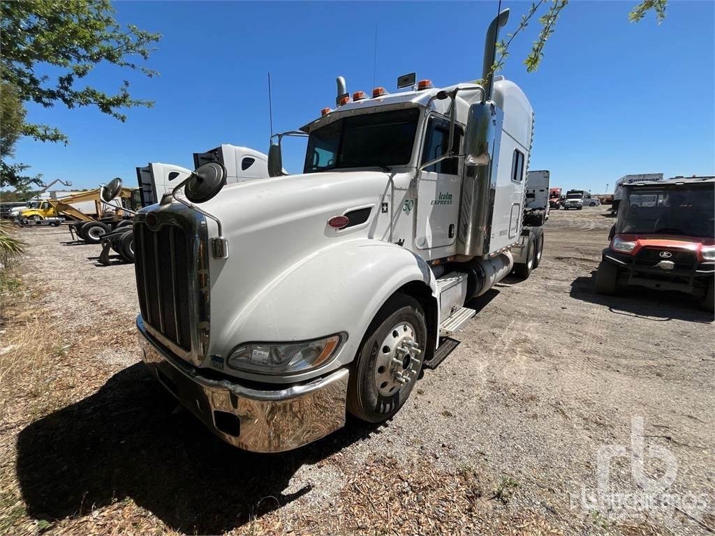 Peterbilt 386 Trekkers
