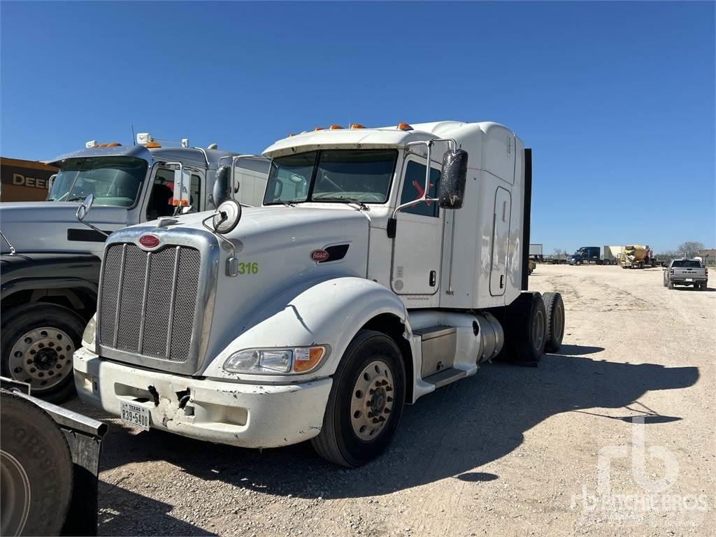 Peterbilt 386 Trekkers