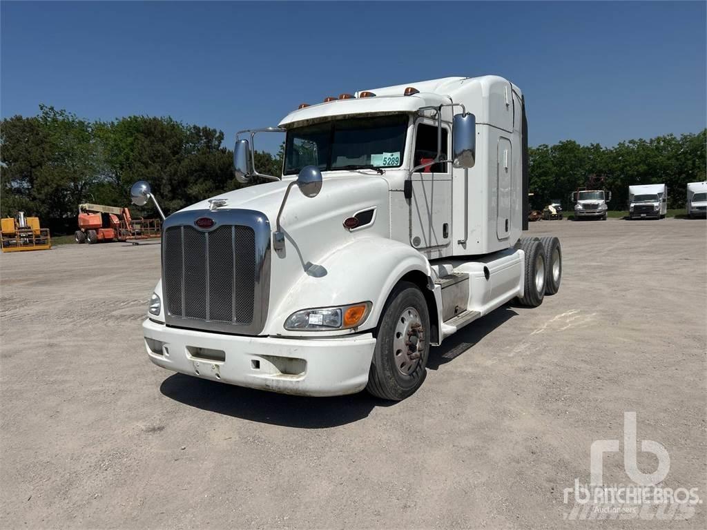 Peterbilt 386 Trekkers