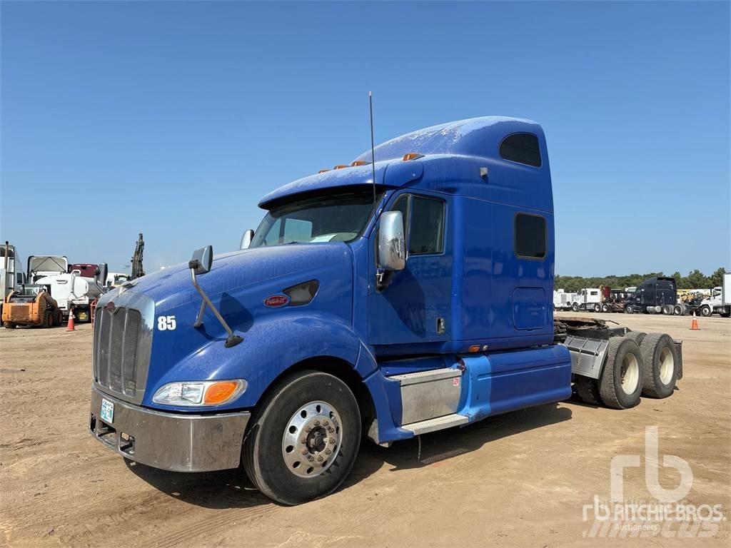 Peterbilt 387 Trekkers