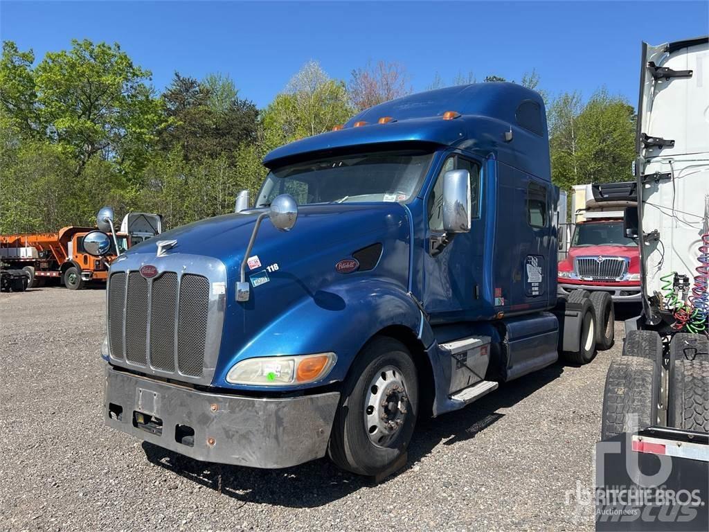 Peterbilt 387 Trekkers