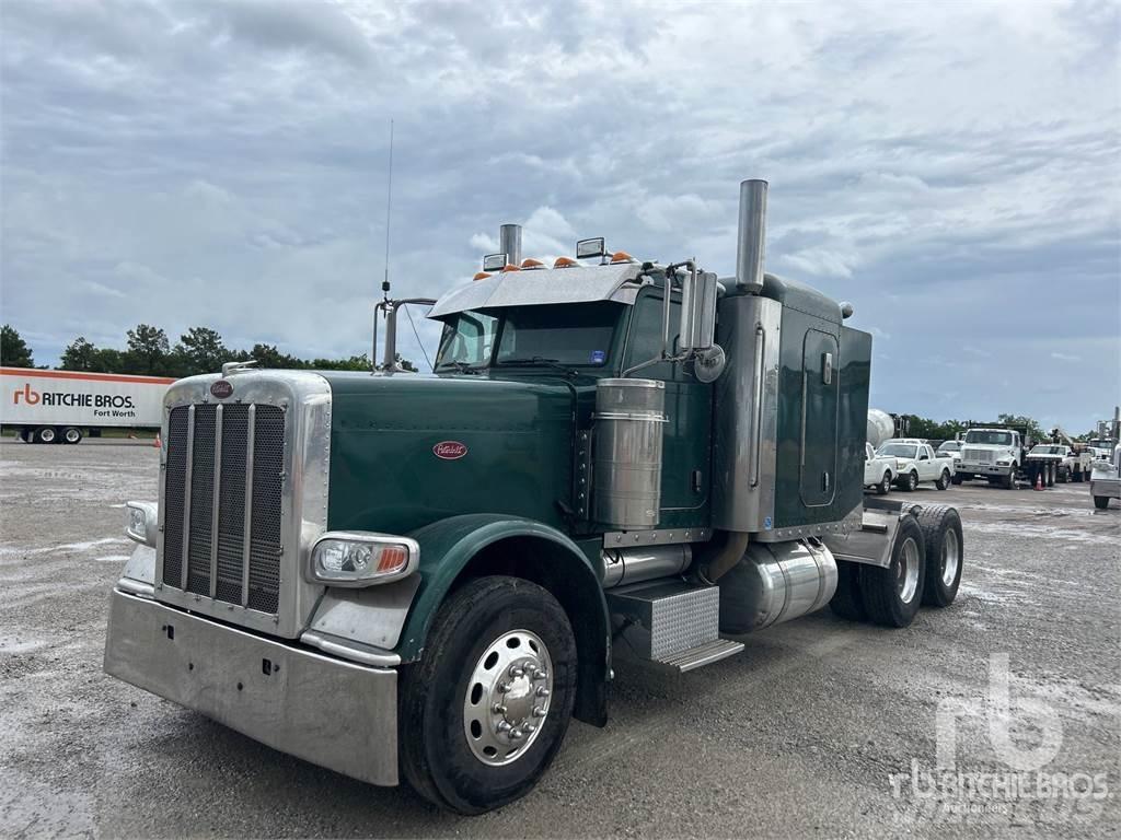 Peterbilt 388 Trekkers