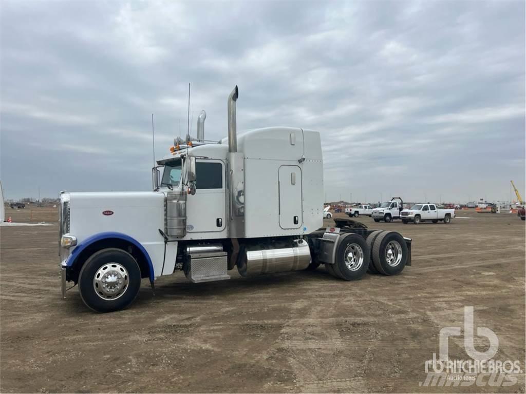 Peterbilt 389 Trekkers