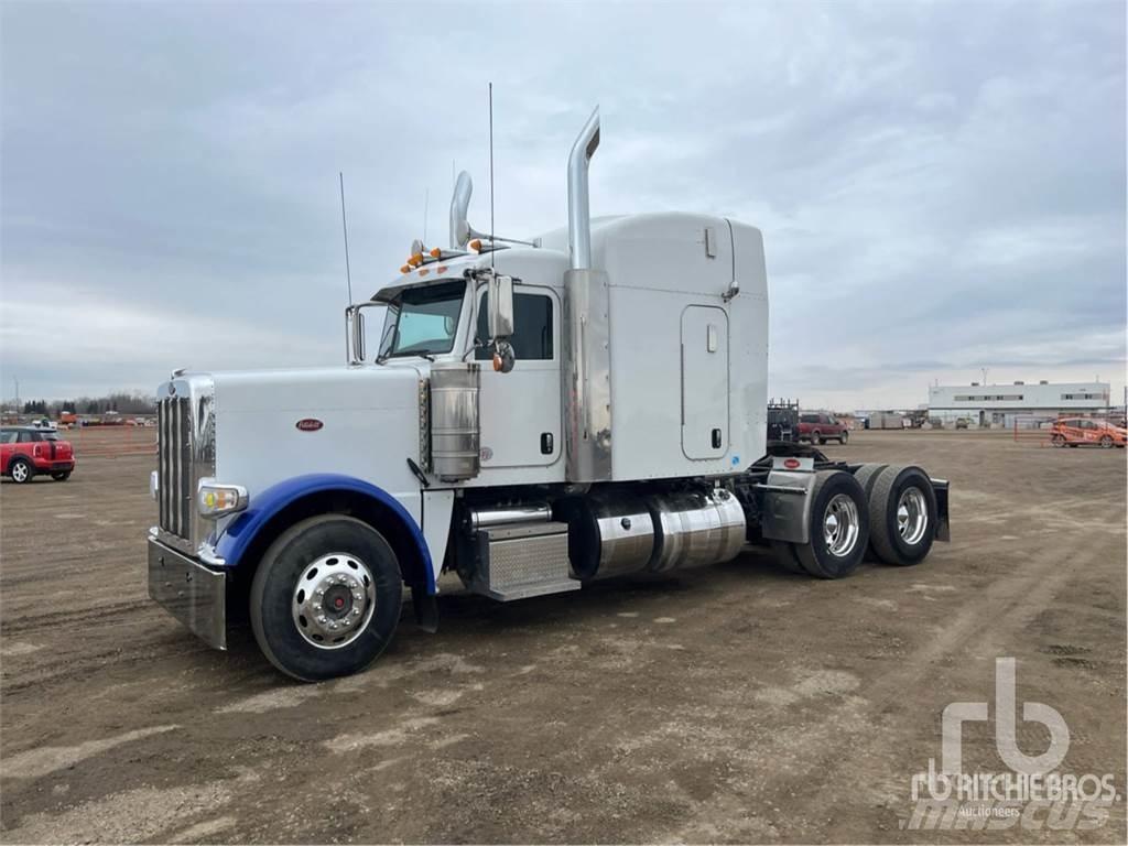 Peterbilt 389 Trekkers