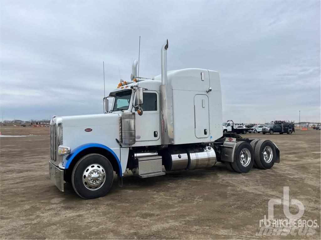 Peterbilt 389 Trekkers
