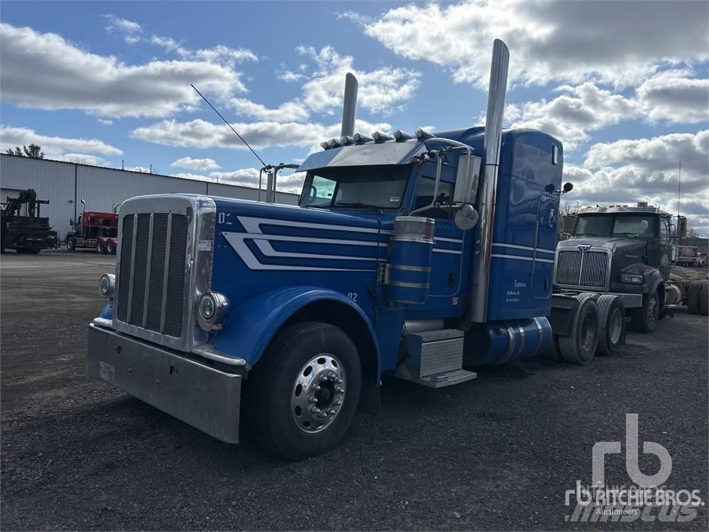 Peterbilt 389 Trekkers