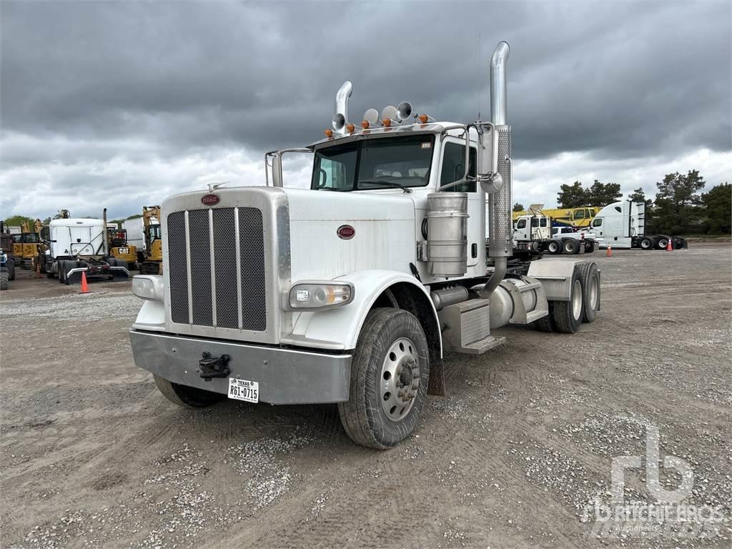 Peterbilt 389 Trekkers