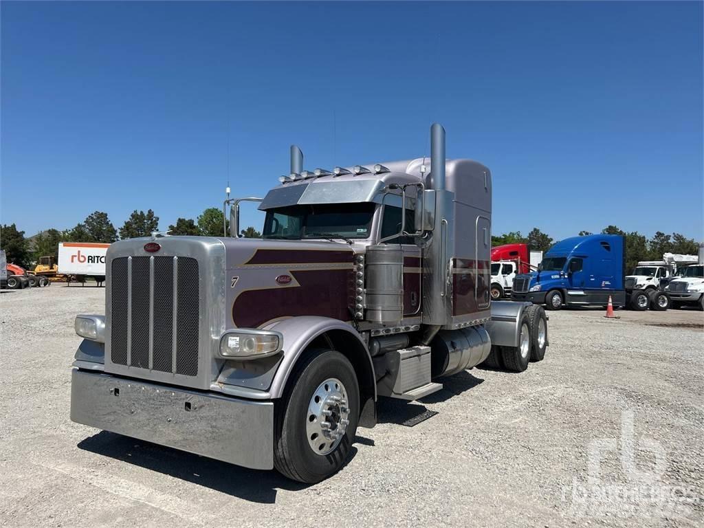 Peterbilt 389 Trekkers