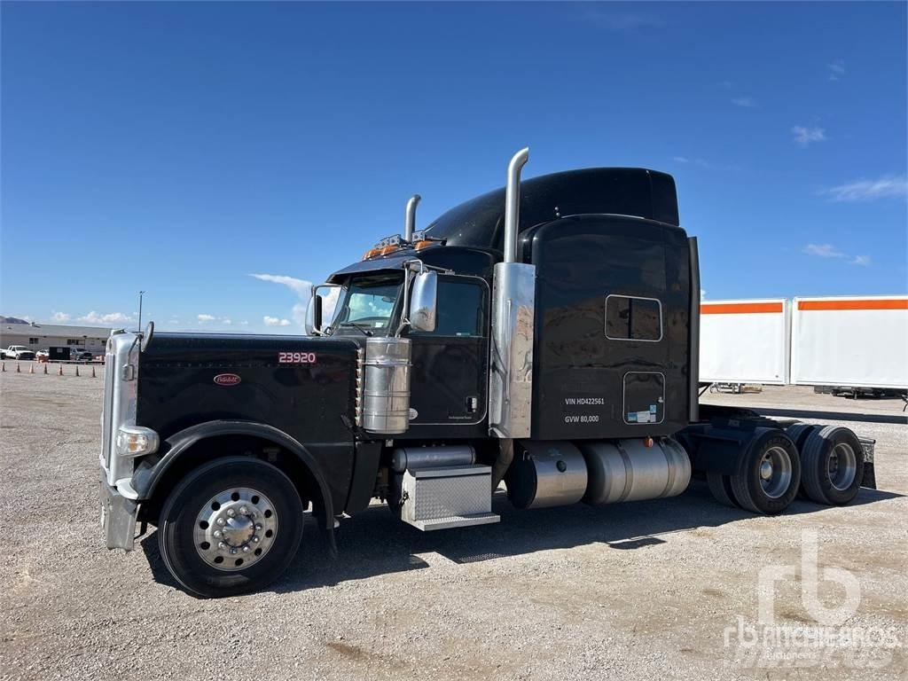 Peterbilt 389 Trekkers