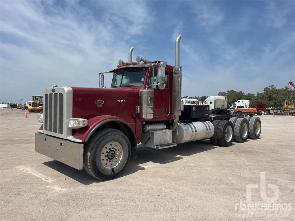Peterbilt 389 Trekkers