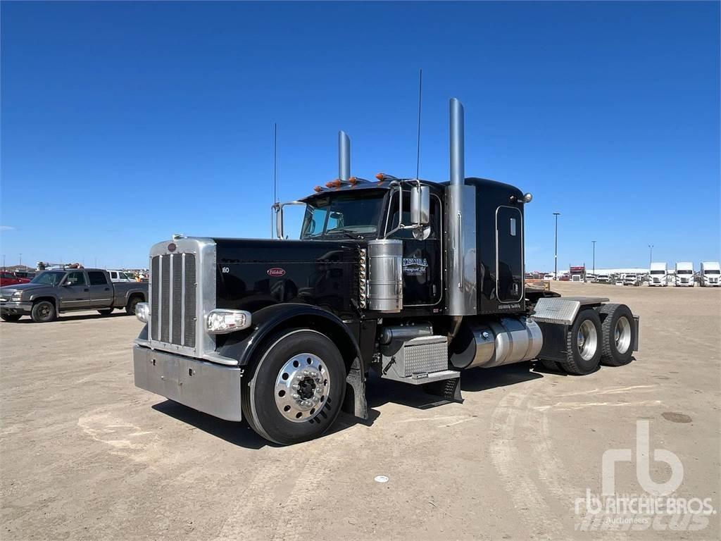 Peterbilt 389 Trekkers