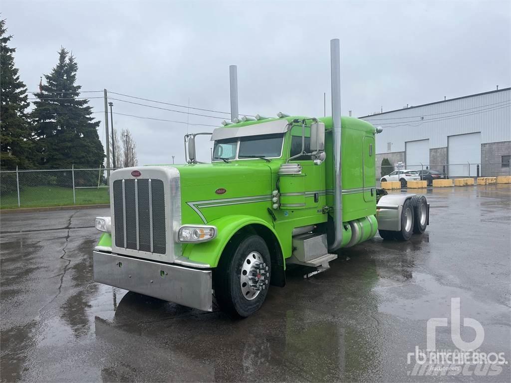 Peterbilt 389 Trekkers