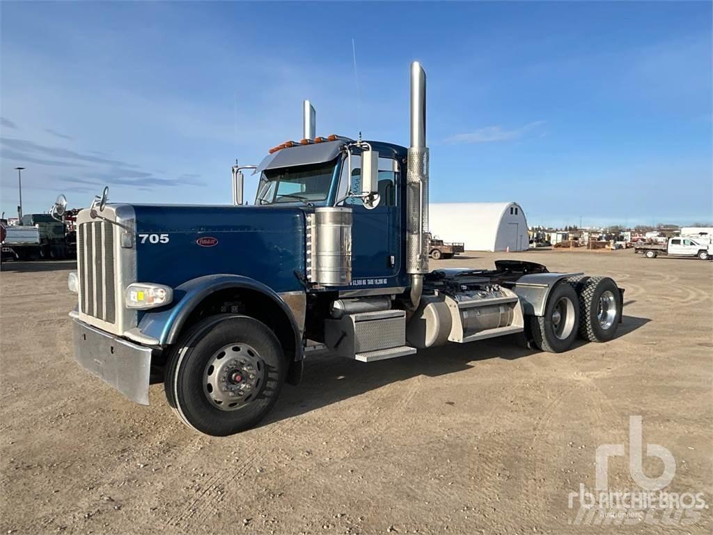Peterbilt 389 Trekkers