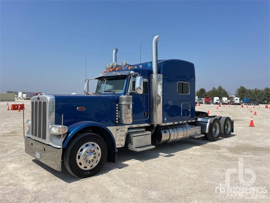 Peterbilt 389 Trekkers