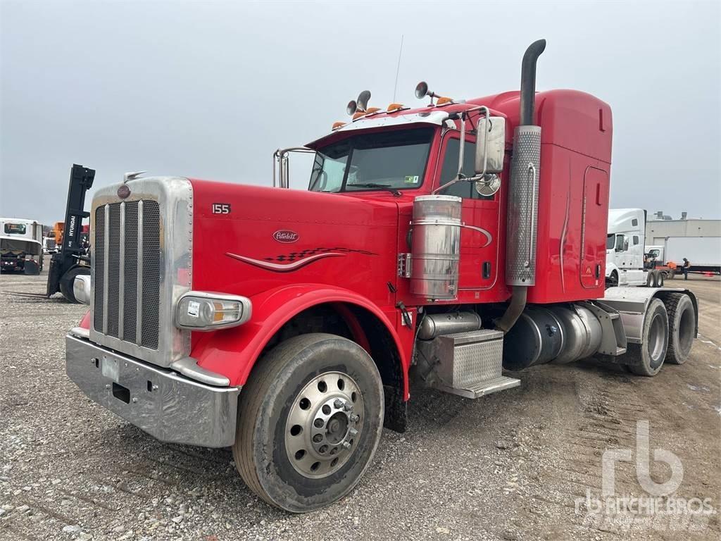 Peterbilt 389 Trekkers