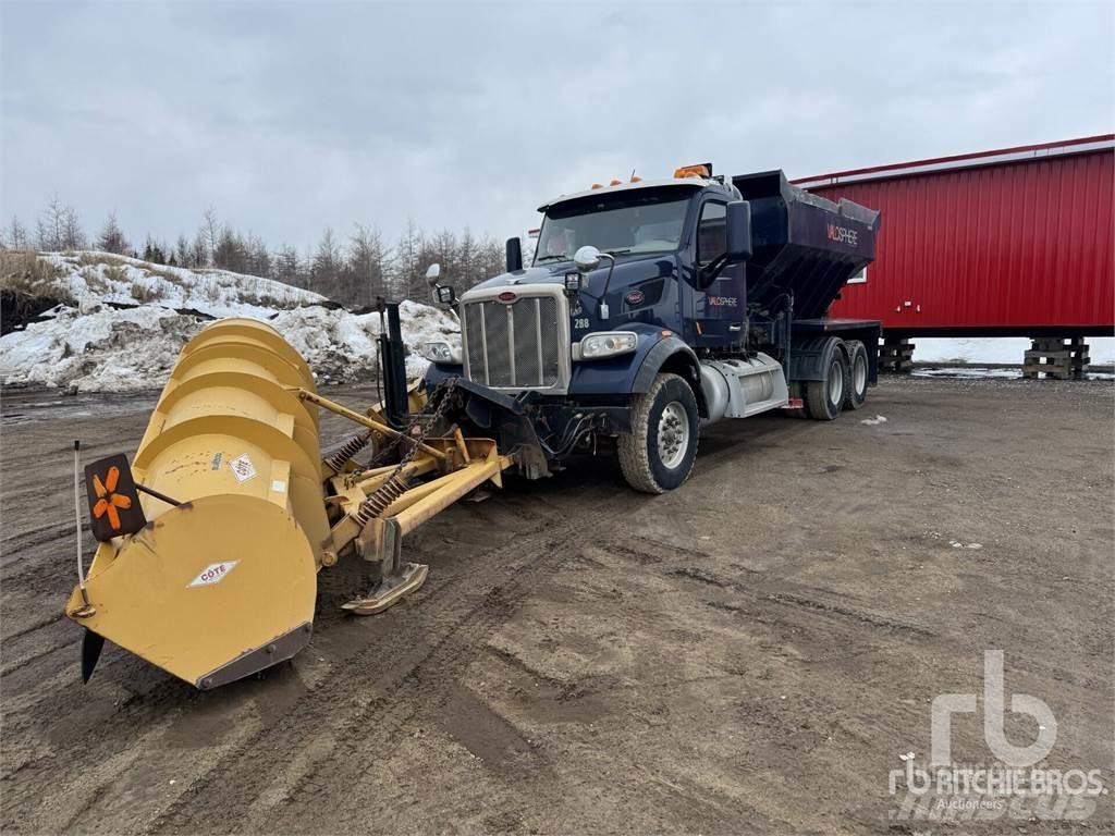 Peterbilt 567 Sneeuwschuivers en -ploegen