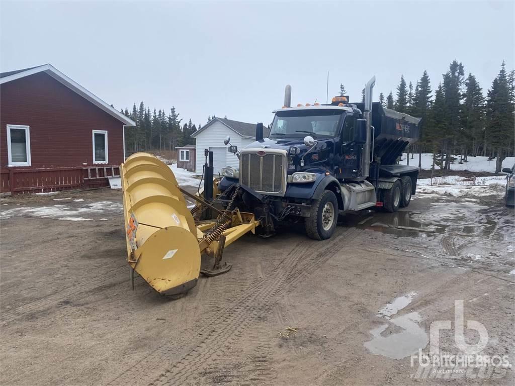 Peterbilt 567 Sneeuwschuivers en -ploegen