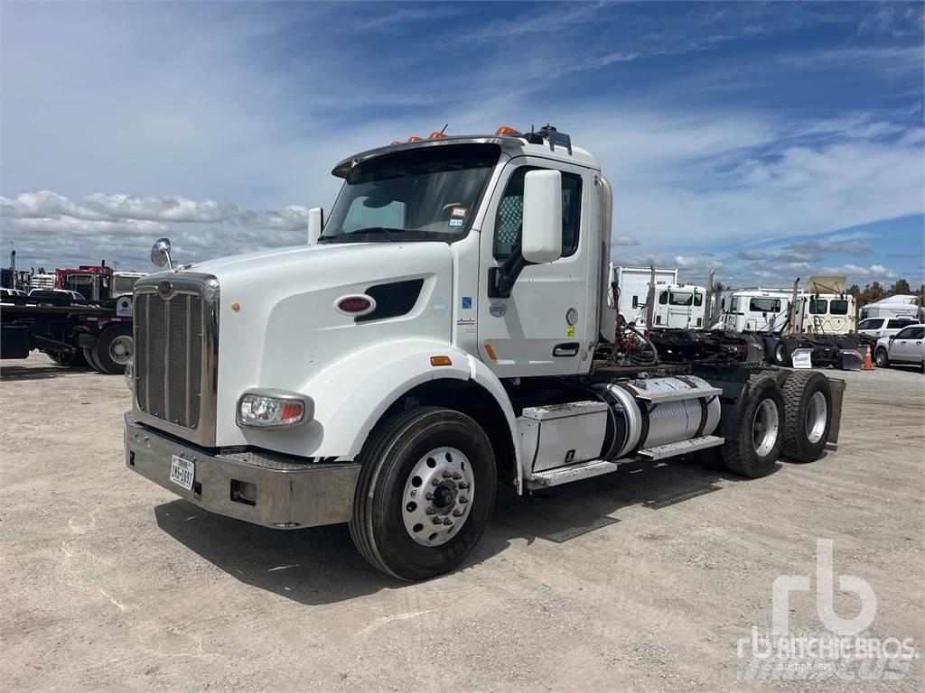 Peterbilt 567 Trekkers