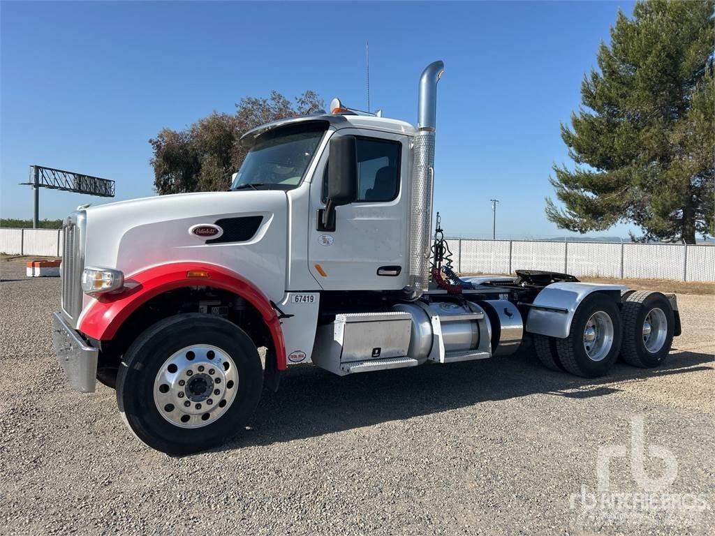 Peterbilt 567 Trekkers