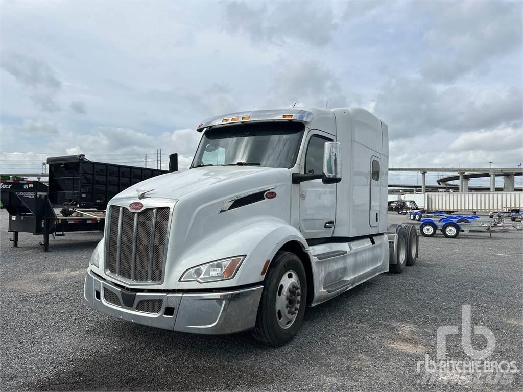 Peterbilt 579 Trekkers