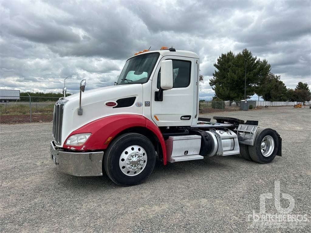 Peterbilt 579 Trekkers