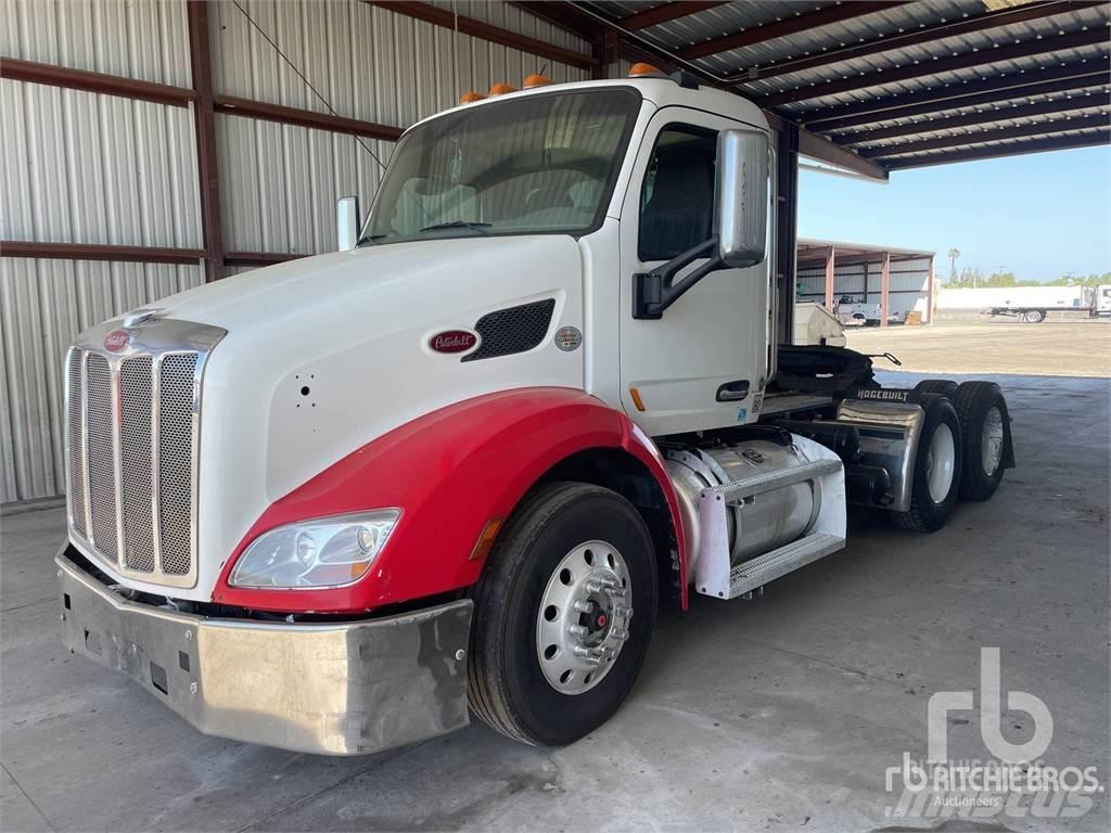Peterbilt 579 Trekkers
